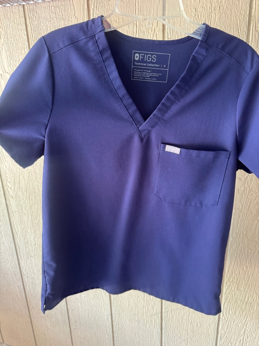 Figs Navy Blue V-Neck Scrub Top